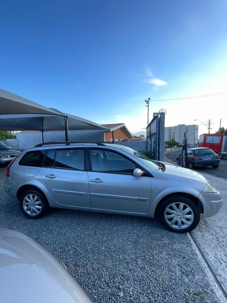 RENAULT Megane Grand Tour 1.6 16V 4P FLEX DYNAMIQUE, Foto 4