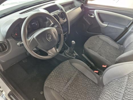 RENAULT Oroch 1.6 16V 4P FLEX EXPRESSION, Foto 4