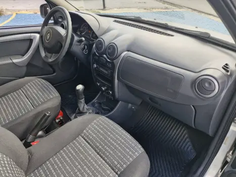 RENAULT Sandero 1.0 16V 4P FLEX EXPRESSION, Foto 4
