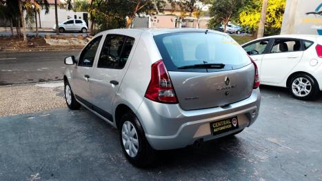 RENAULT Sandero 1.0 16V 4P FLEX EXPRESSION, Foto 6