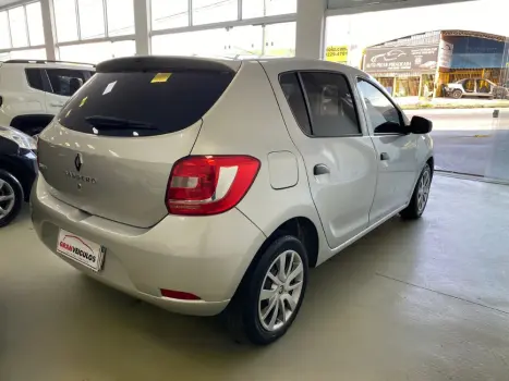 RENAULT Sandero 1.0 16V 4P FLEX AUTHENTIQUE, Foto 4