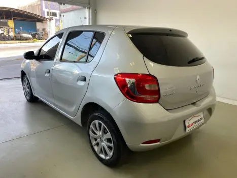 RENAULT Sandero 1.0 16V 4P FLEX AUTHENTIQUE, Foto 5