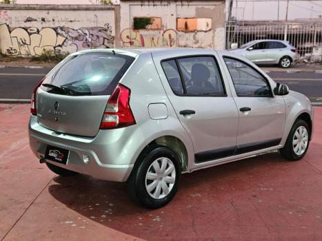 RENAULT Sandero 1.0 16V 4P FLEX EXPRESSION, Foto 4