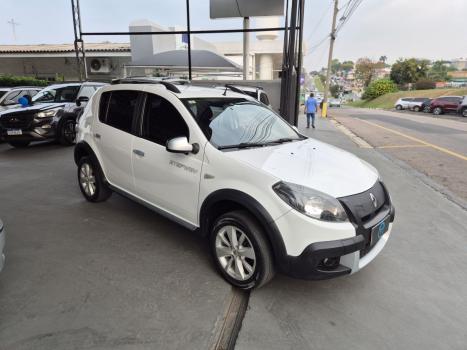 RENAULT Sandero 1.6 4P FLEX STEPWAY RIP CURL, Foto 3