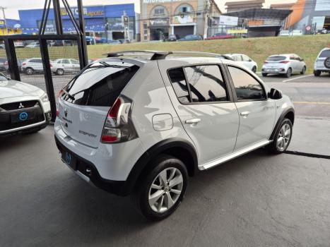 RENAULT Sandero 1.6 4P FLEX STEPWAY RIP CURL, Foto 6