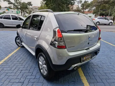RENAULT Sandero 1.6 4P FLEX STEPWAY, Foto 12