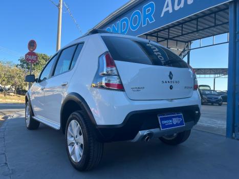 RENAULT Sandero 1.6 4P FLEX STEPWAY, Foto 5