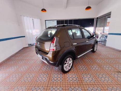 RENAULT Sandero 1.6 16V 4P FLEX STEPWAY, Foto 4