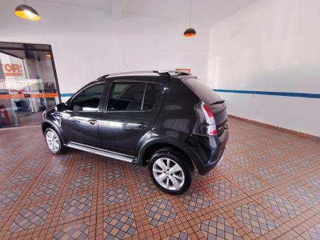 RENAULT Sandero 1.6 16V 4P FLEX STEPWAY AUTOMTICO, Foto 4