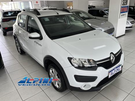 RENAULT Sandero , Foto 2