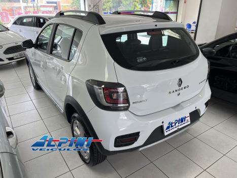 RENAULT Sandero , Foto 4