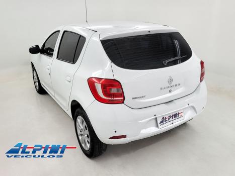 RENAULT Sandero , Foto 4