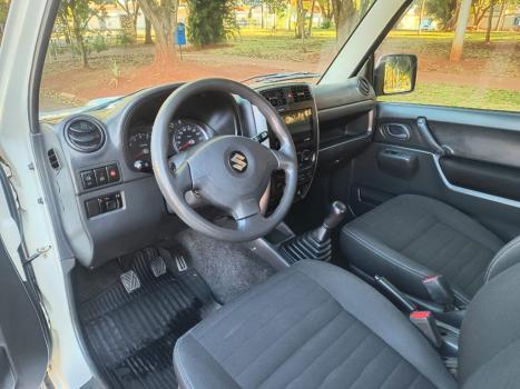 SUZUKI Jimny 1.3 16V 4 ALL 4X4, Foto 15