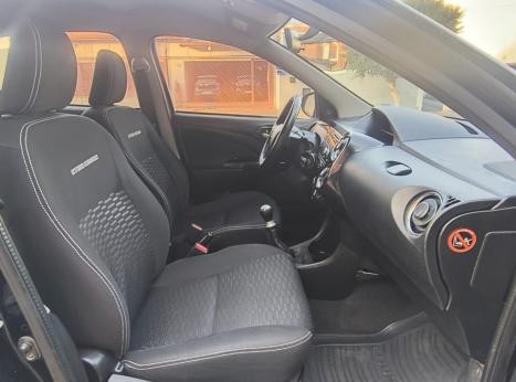 TOYOTA Etios Cross 1.5 16V 4P, Foto 12