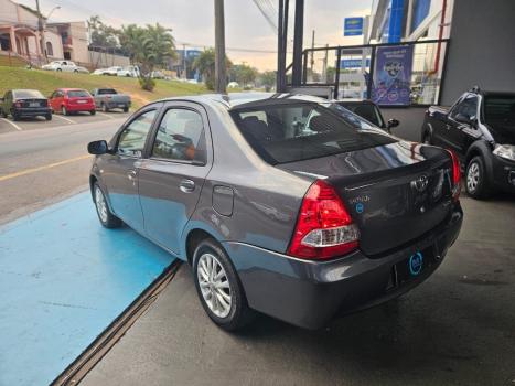 TOYOTA Etios Hatch 1.5 16V 4P FLEX XLS, Foto 6