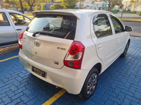 TOYOTA Etios Hatch 1.3 16V 4P FLEX X, Foto 7