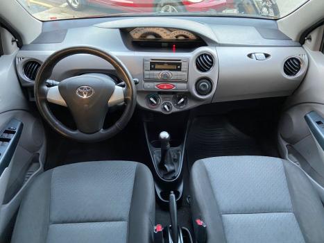 TOYOTA Etios Hatch 1.5 16V 4P FLEX XLS, Foto 13