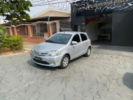 TOYOTA Etios Hatch 1.3 16V 4P FLEX, Foto 3