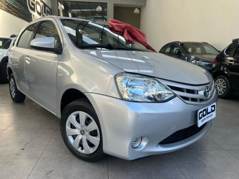 TOYOTA Etios Hatch 1.5 16V 4P FLEX XS, Foto 2