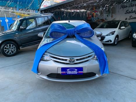 TOYOTA Etios Hatch 1.3 16V 4P FLEX X, Foto 2