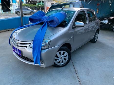 TOYOTA Etios Hatch 1.3 16V 4P FLEX X, Foto 3