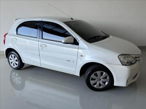 TOYOTA Etios Hatch 1.5 16V 4P FLEX XS, Foto 3
