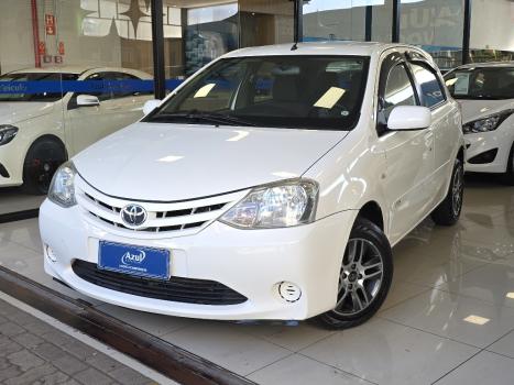 TOYOTA Etios Hatch 1.3 16V 4P FLEX XS, Foto 3
