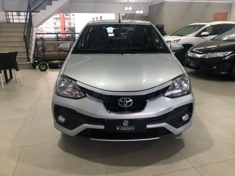 TOYOTA Etios Hatch 1.5 16V 4P FLEX PLATINUM AUTOMTICO, Foto 3