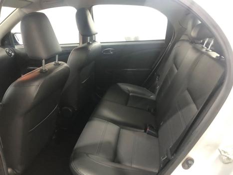 TOYOTA Etios Hatch 1.5 16V 4P FLEX PLATINUM AUTOMTICO, Foto 8