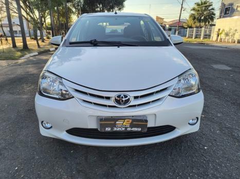 TOYOTA Etios Hatch 1.3 16V 4P FLEX X, Foto 2