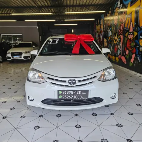 TOYOTA Etios Hatch 1.3 16V 4P FLEX X, Foto 3