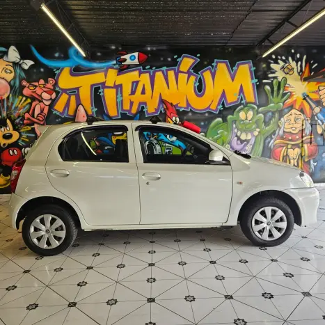 TOYOTA Etios Hatch 1.3 16V 4P FLEX X, Foto 7