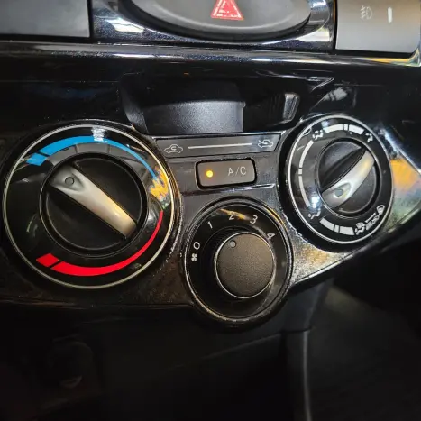 TOYOTA Etios Hatch 1.3 16V 4P FLEX X, Foto 17