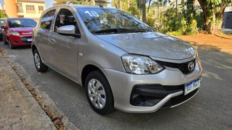 TOYOTA Etios Hatch 1.3 16V 4P FLEX X, Foto 6