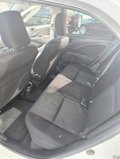TOYOTA Etios Hatch 1.5 16V 4P FLEX X PLUS AUTOMTICO, Foto 10