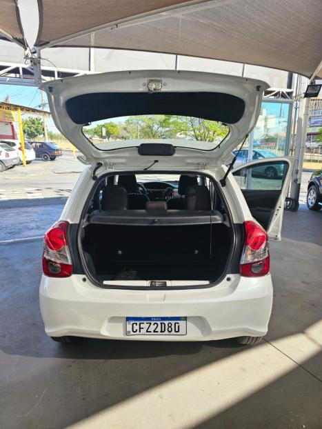 TOYOTA Etios Hatch 1.5 16V 4P FLEX X PLUS AUTOMTICO, Foto 11