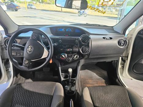 TOYOTA Etios Hatch 1.5 16V 4P FLEX X PLUS AUTOMTICO, Foto 12