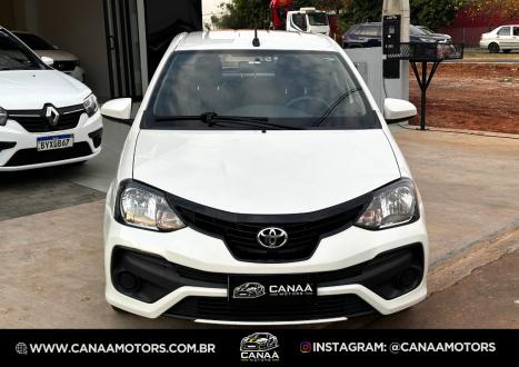TOYOTA Etios Hatch 1.3 16V 4P FLEX X, Foto 3