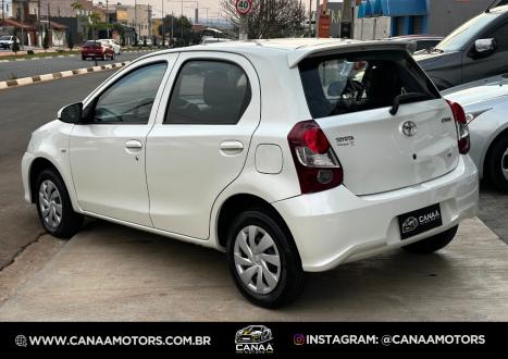 TOYOTA Etios Hatch 1.3 16V 4P FLEX X, Foto 7
