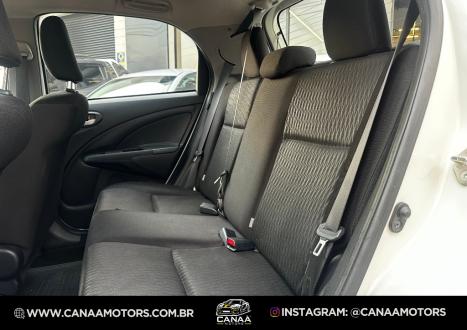 TOYOTA Etios Hatch 1.3 16V 4P FLEX X, Foto 9