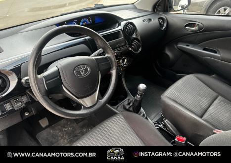 TOYOTA Etios Hatch 1.3 16V 4P FLEX X, Foto 10
