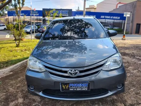 TOYOTA Etios Hatch 1.3 16V 4P FLEX XS, Foto 3