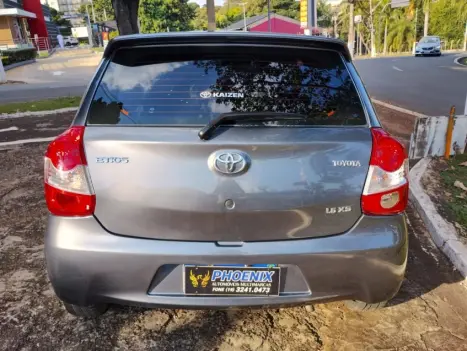 TOYOTA Etios Hatch 1.3 16V 4P FLEX XS, Foto 4