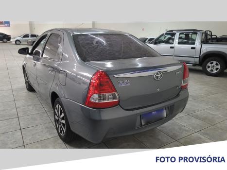 TOYOTA Etios Hatch , Foto 4