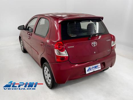 TOYOTA Etios Hatch , Foto 4