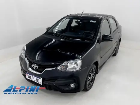 TOYOTA Etios Hatch , Foto 1