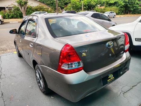 TOYOTA Etios Sedan 1.5 16V 4P FLEX XS AUTOMTICO, Foto 6