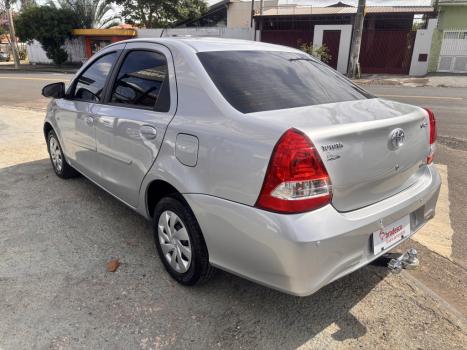 TOYOTA Etios Sedan 1.5 16V 4P FLEX XS AUTOMTICO, Foto 4