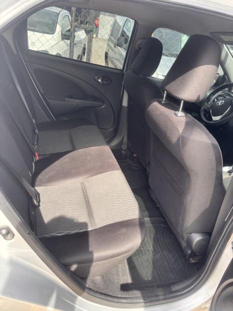 TOYOTA Etios Sedan 1.5 16V 4P FLEX XS AUTOMTICO, Foto 6