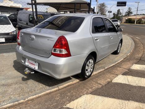 TOYOTA Etios Sedan 1.5 16V 4P FLEX XS AUTOMTICO, Foto 9